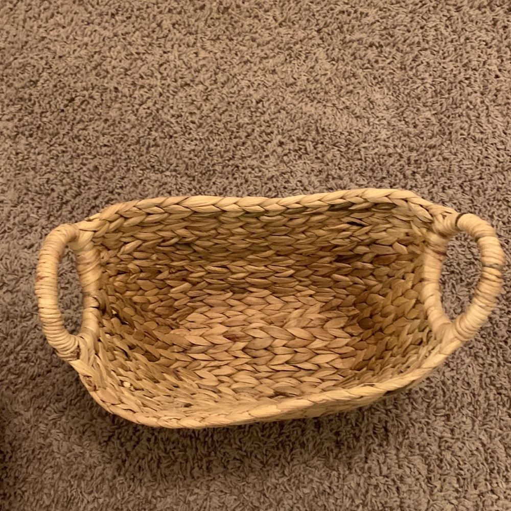2 wicker baskets! - Picture 4 of 4